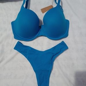 Skims Bra and Panties Set